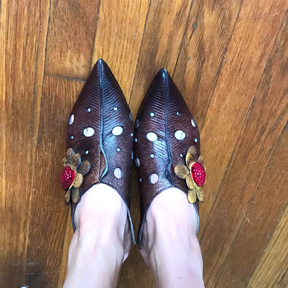 Beautiful Handmade leather clogs - Picture 8 of 15